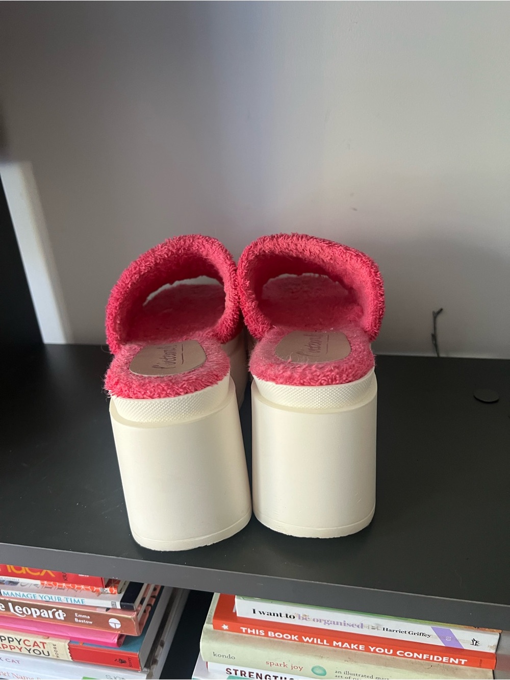 L'INTERVALLE Hot Pink Terry Cloth Platform Slides - Picture 6 of 10